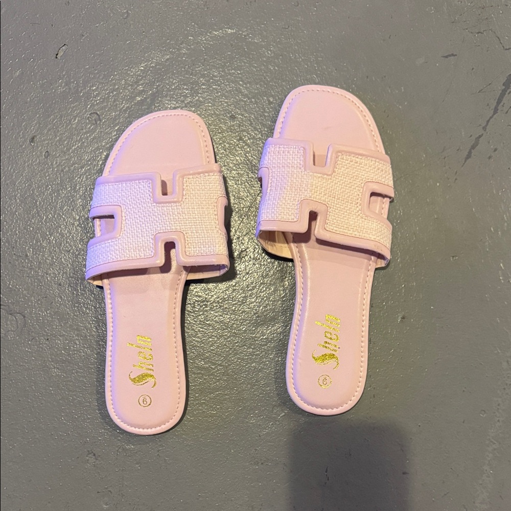 SHEIN Light Pink Textured Slide Sandals